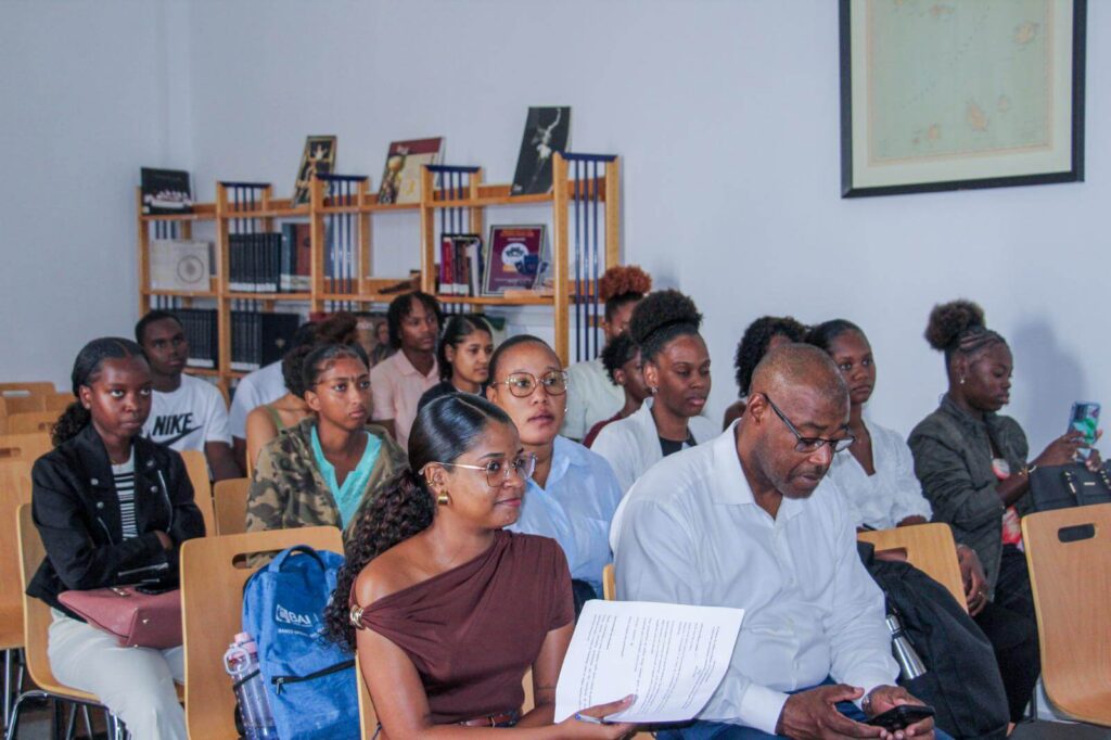 WhatsApp Image 2025-12-14 at 08.01.38